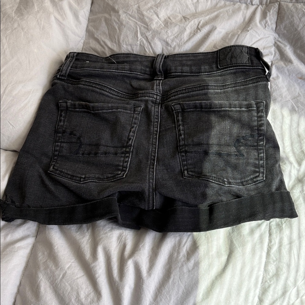 AE black shorts - Picture 2 of 4